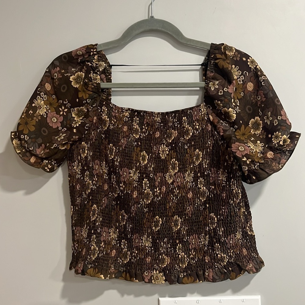 C by One Floral Puff Sleeve Crop Top